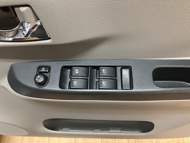 ミライースＸ／１年保証／４．４万キロ／ナビ／電動格納ドアミラー／１年間走行距離無制限保証／４．４万キロ／ナビ／電動格納ドアミラー／キーレスエントリー／デジタルメーター／アイドリングストップ／ＬＥＤテールランプ／（大阪府）の中古車