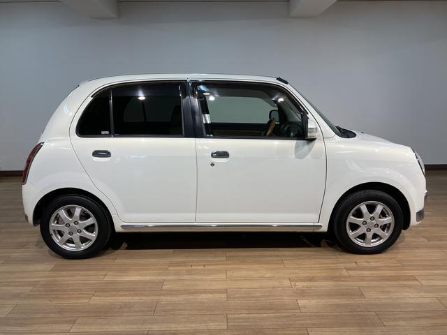 ミラジーノプレミアムX/1年保証/革シート/オートエアコン/14アルミ1年間走行距離無制限保証/革シート/オートエアコン/14インチアルミ/ウッドパネル/フォグランプ/電動格納ドアミラー/MOMOウッドコンビハンドル/(大阪府)の中古車