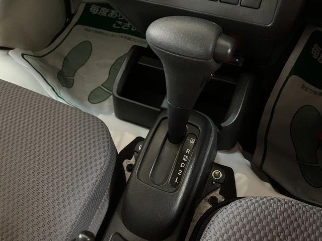 ハイゼットトラックエクストラＳＡIIIｔ／１年保証／ナビ／ＥＴＣ／ＬＥＤライト１年間走行距離無制限保証／４ＷＤ／衝突軽減ブレーキ／１．７万キロ／４速オートマ／純正ナビ／ＥＴＣ／ＬＥＤヘッドライト・フォグ／キーレスエントリー／パワーウインドウ／Ｂｌｕｅｔｏｏｔｈ／フルセグＴＶ／（大阪府）の中古車