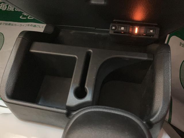 ハイゼットトラックエクストラＳＡIIIｔ／１年保証／ナビ／ＥＴＣ／ＬＥＤライト１年間走行距離無制限保証／４ＷＤ／衝突軽減ブレーキ／１．７万キロ／４速オートマ／純正ナビ／ＥＴＣ／ＬＥＤヘッドライト・フォグ／キーレスエントリー／パワーウインドウ／Ｂｌｕｅｔｏｏｔｈ／フルセグＴＶ／（大阪府）の中古車