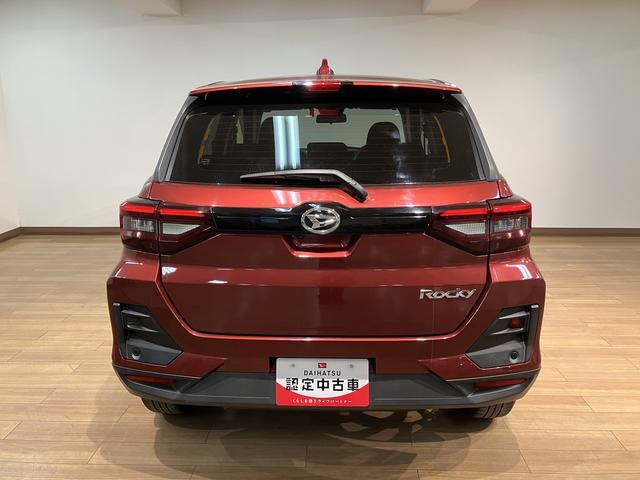 ロッキーＧ／１年保証／純正ディスプレイオーディオ／パノラマモニター１年間走行距離無制限保証／衝突軽減ブレーキ／純正ディスプレイオーディオ／パノラマモニター／ドラレコ／ＥＴＣ／ＬＥＤヘッドライト・フォグ／シートヒーター／スマートキー／Ｂｌｕｅｔｏｏｔｈ／ＣａｒＰｌａｙ（大阪府）の中古車