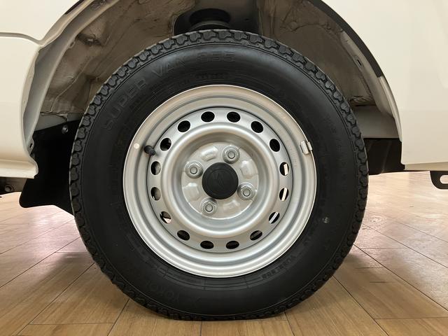 ハイゼットトラックジャンボスタンダード／４ＷＤ／ＣＶＴ／スマートキー／１年間走行距離無制限保証／衝突軽減ブレーキ／切り替え式４ＷＤ／ＣＶＴ／スマートキー／横滑り防止装置／コーナーセンサー／アイドリングストップ／（大阪府）の中古車