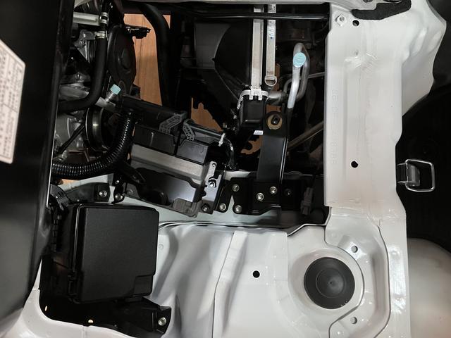 ハイゼットトラックジャンボスタンダード／４ＷＤ／ＣＶＴ／スマートキー／１年間走行距離無制限保証／衝突軽減ブレーキ／切り替え式４ＷＤ／ＣＶＴ／スマートキー／横滑り防止装置／コーナーセンサー／アイドリングストップ／（大阪府）の中古車