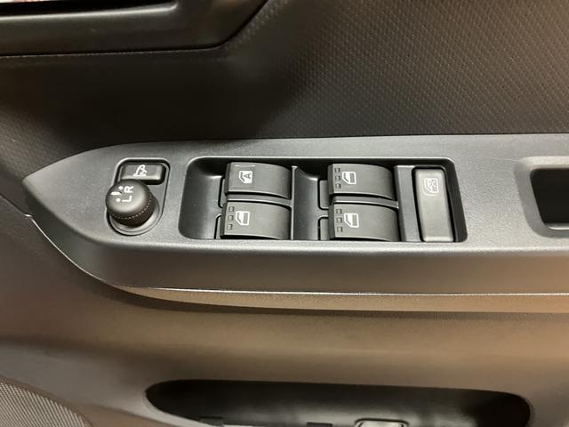 ミライースＸ　ＳＡIII／新車保証継承／衝突軽減ブレーキ／ＬＥＤライト新車保証継承／衝突軽減ブレーキ／ＬＥＤヘッドライト／コーナーセンサー／電動格納ドアミラー／オートライト／オートハイビーム／横滑り防止装置／アイドリングストップ／（大阪府）の中古車