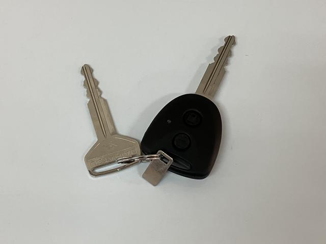 ミライースＸ　ＳＡIII／新車保証継承／衝突軽減ブレーキ／ＬＥＤライト新車保証継承／衝突軽減ブレーキ／ＬＥＤヘッドライト／コーナーセンサー／電動格納ドアミラー／オートライト／オートハイビーム／横滑り防止装置／アイドリングストップ／（大阪府）の中古車