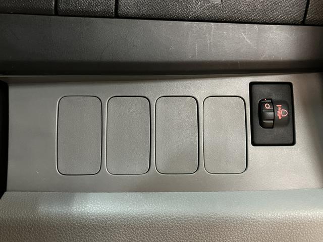 ムーヴXリミテッド/1年保証/4.6万キロ/スマートキー/CVT/1年間走行距離無制限保証/4.6万キロ/CVT/ETC/スマートキー/オートエアコン/14インチアルミホイール/フロントベンチシート/ウインカーミラー/電動格納ドアミラー/(大阪府)の中古車