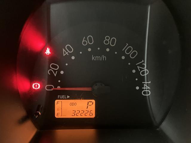 ハイゼットカーゴDX/1年保証/4速オートマ/3.2万キロ/ナビ/ETC/1年間走行距離無制限保証/4速オートマ/3.2万キロ/ナビ/ETC/パワーウインドウ/キーレスエントリー/プライバシーガラス/ワンセグTV/USB/(大阪府)の中古車