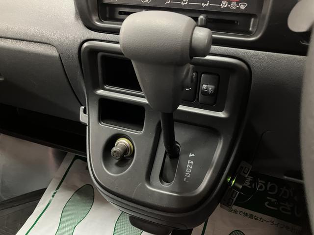 ハイゼットカーゴDX/1年保証/4速オートマ/3.2万キロ/ナビ/ETC/1年間走行距離無制限保証/4速オートマ/3.2万キロ/ナビ/ETC/パワーウインドウ/キーレスエントリー/プライバシーガラス/ワンセグTV/USB/(大阪府)の中古車