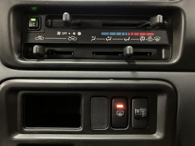 ハイゼットカーゴDX/1年保証/4速オートマ/3.2万キロ/ナビ/ETC/1年間走行距離無制限保証/4速オートマ/3.2万キロ/ナビ/ETC/パワーウインドウ/キーレスエントリー/プライバシーガラス/ワンセグTV/USB/(大阪府)の中古車