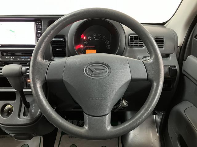 ハイゼットカーゴDX/1年保証/4速オートマ/3.2万キロ/ナビ/ETC/1年間走行距離無制限保証/4速オートマ/3.2万キロ/ナビ/ETC/パワーウインドウ/キーレスエントリー/プライバシーガラス/ワンセグTV/USB/(大阪府)の中古車