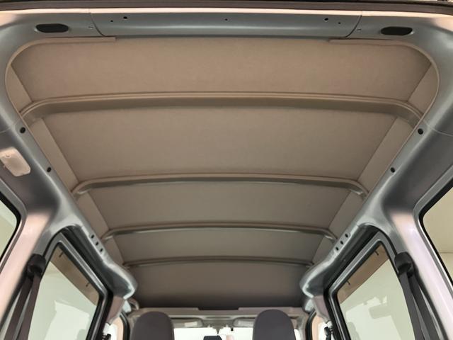 ハイゼットカーゴDX/1年保証/4速オートマ/3.2万キロ/ナビ/ETC/1年間走行距離無制限保証/4速オートマ/3.2万キロ/ナビ/ETC/パワーウインドウ/キーレスエントリー/プライバシーガラス/ワンセグTV/USB/(大阪府)の中古車