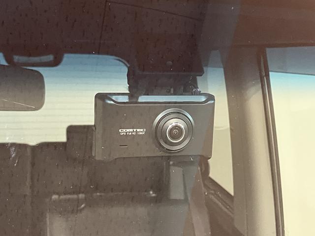 タントカスタムＲＳ　トップエディションＳＡII／１年保証／ターボ／１年間走行距離無制限保証／２．２万キロ／ターボエンジン／衝突軽減ブレーキ／純正ナビ／ドラレコ／ＥＴＣ／両側電動スライド／ＬＥＤヘッドライト・フォグ／スマートキー／Ｂｌｕｅｔｏｏｔｈ／フルセグＴＶ／（大阪府）の中古車