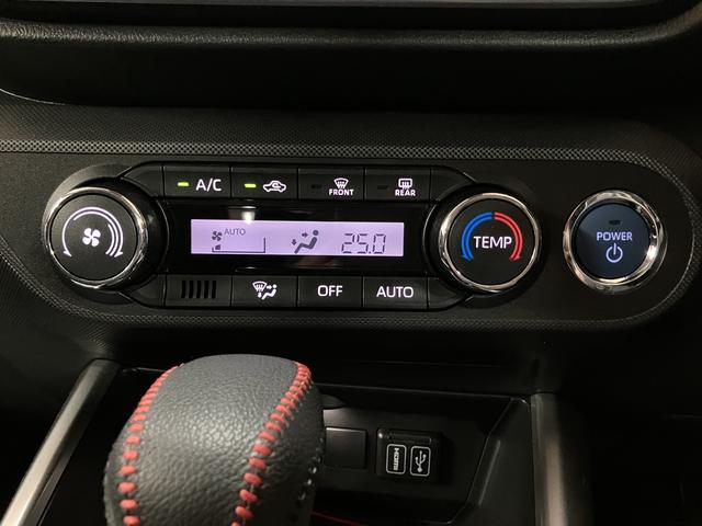 ロッキーＸ　ＨＥＶハイブリッド／１．３万キロ／ディスプレイオーディオ衝突軽減ブレーキ／１．３万キロ／ハイブリッド／純正ディスプレイオーディオ／バックカメラ／電動パーキングブレーキ／ドラレコ／ＥＴＣ／スマートキー／ＬＥＤヘッドライト／Ｂｌｕｅｔｏｏｔｈ／（大阪府）の中古車