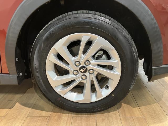 ロッキーＸ　ＨＥＶハイブリッド／１．３万キロ／ディスプレイオーディオ衝突軽減ブレーキ／１．３万キロ／ハイブリッド／純正ディスプレイオーディオ／バックカメラ／電動パーキングブレーキ／ドラレコ／ＥＴＣ／スマートキー／ＬＥＤヘッドライト／Ｂｌｕｅｔｏｏｔｈ／（大阪府）の中古車