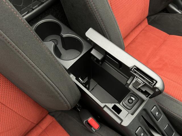 コペンセロ　Ｓ／１年保証／パドルシフト／レカロ２脚／ビルシュタイン１年間走行距離無制限保証／ターボエンジン／パドルシフト／ＲＥＣＡＲＯシート２脚／ビルシュタイン足回り／シートヒーター／ＬＥＤヘッドライト／１６インチアルミ／スマートキー／オートエアコン／（大阪府）の中古車