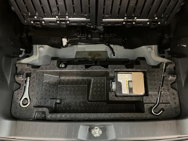 ムーヴキャンバスＧブラックインテリアリミテッド　ＳＡIII／４ＷＤ／ナビ／１年間走行距離無制限保証／衝突軽減ブレーキ／４ＷＤ／マッドタイヤ／ルーフキャリア／８インチナビ／パノラマモニター／ドラレコ／ＥＴＣ／両側電動スライドドア／シートヒーター／Ｂｌｕｅｔｏｏｔｈ／フルセグ／（大阪府）の中古車