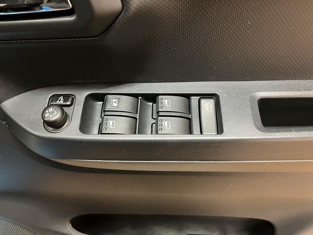 ミライースＸ　ＳＡIII／１年保証／衝突軽減ブレーキ／ＬＥＤライト／１年間走行距離無制限保証／衝突軽減ブレーキ／ＬＥＤヘッドライト／コーナーセンサー／オートハイビーム／オートライト／横滑り防止装置／アイドリングストップ／電動格納ドアミラー／（大阪府）の中古車