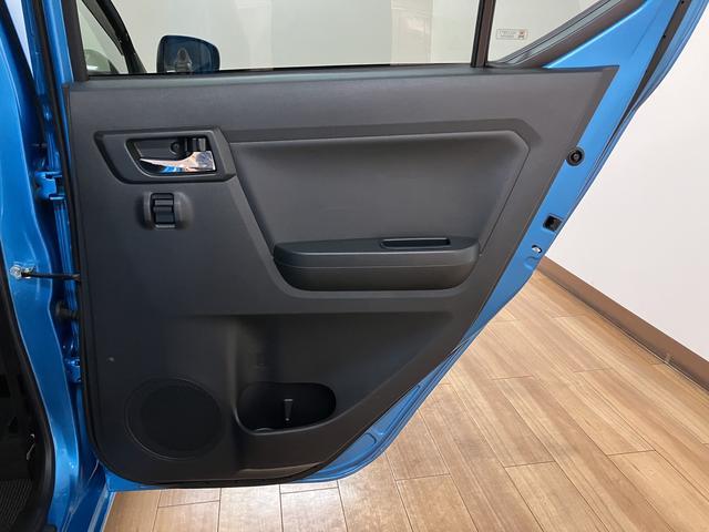 ミライースＸ　ＳＡIII／１年保証／衝突軽減ブレーキ／ＬＥＤライト／１年間走行距離無制限保証／衝突軽減ブレーキ／ＬＥＤヘッドライト／コーナーセンサー／オートハイビーム／オートライト／横滑り防止装置／アイドリングストップ／電動格納ドアミラー／（大阪府）の中古車