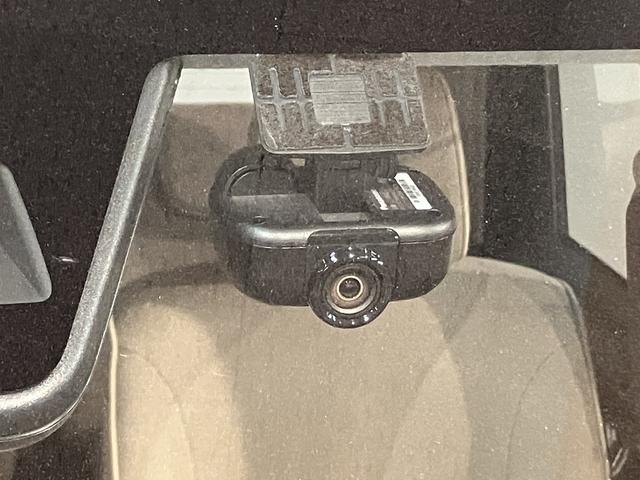 ムーヴキャンバスＧメイクアップリミテッド　ＳＡIII／１年保証／ナビ／電スラ１年間走行距離無制限保証／衝突軽減ブレーキ／ナビ／パノラマモニター／ドラレコ／ＥＴＣ／両側電動スライドドア／ＬＥＤヘッドライト・フォグ／スマートキー／オートエアコン／Ｂｌｕｅｔｏｏｔｈ／フルセグＴＶ／（大阪府）の中古車