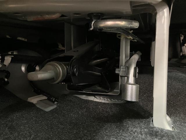 ハイゼットカーゴクルーズ／１年保証／衝突軽減ブレーキ／スマートキー／ＣＶＴ／１年間走行距離無制限保証／衝突軽減ブレーキ／令和４年式／スマートキー／ＣＶＴ／ＥＴＣ／前後ドラレコ／電動格納ドアミラー／ＵＳＢ対応ＣＤステレオ／コーナーセンサー／横滑り防止装置／（大阪府）の中古車