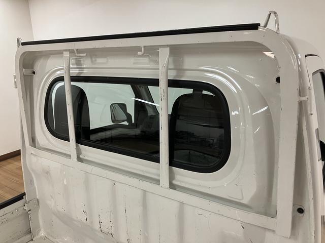 ピクシストラックスタンダード／１年保証／３．８万キロ／ＣＶＴ／ＣＤステレオ／１年間走行距離無制限保証／３．８万キロ／オートマチック／ＣＶＴ／エアコン／パワステ／ＣＤステレオ／横滑り防止装置／コーナーセンサー／アイドリングストップ／バッテリーカバー／ＵＳＢ／ＡＵＸ／（大阪府）の中古車
