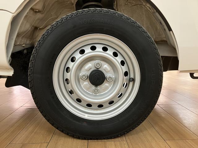 ピクシストラックスタンダード／１年保証／３．８万キロ／ＣＶＴ／ＣＤステレオ／１年間走行距離無制限保証／３．８万キロ／オートマチック／ＣＶＴ／エアコン／パワステ／ＣＤステレオ／横滑り防止装置／コーナーセンサー／アイドリングストップ／バッテリーカバー／ＵＳＢ／ＡＵＸ／（大阪府）の中古車