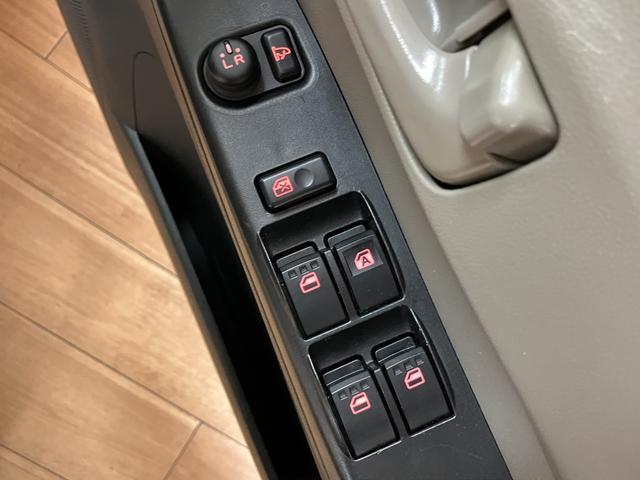 ミラXリミテッド/1年保証/認定中古車/4.4万キロ/キーフリー1年間走行距離無制限保証/ダイハツ認定中古車/4.4万キロ/CVT/スマートキー/オートエアコン/電動格納ドアミラー/運転席シートリフター/タコメーター/セキュリティーアラーム/(大阪府)の中古車