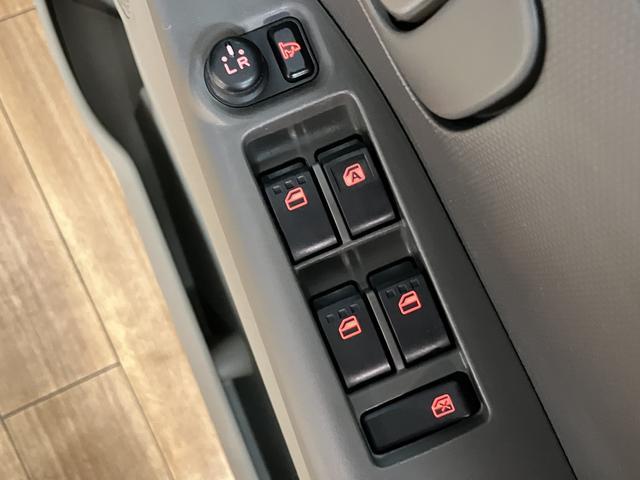 タントＸ／１年保証／認定中古車／ナビ／ＥＴＣ／電動スライド／１年間走行距離無制限保証／ダイハツ認定中古車／純正ナビ／ＥＴＣ／電動スライド／スマートキー／オートエアコン／アイドリングストップ／フロントベンチシート／Ｂｌｕｅｔｏｏｔｈ／フルセグＴＶ／（大阪府）の中古車