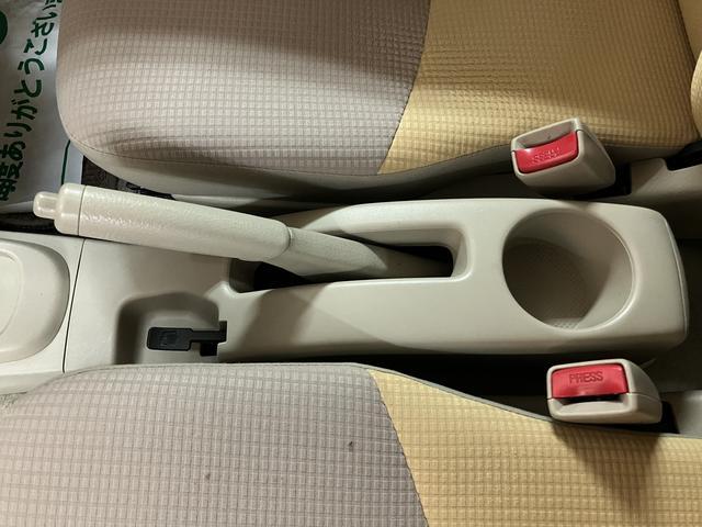 エッセX/1年保証/認定中古車/オートエアコン/4速オートマ/1年間走行距離無制限保証/ダイハツ認定中古車/修復歴後部軽度/オートエアコン/電動格納ドアミラー/4速オートマチック/セキュリティーアラーム/純正CDステレオ/(大阪府)の中古車