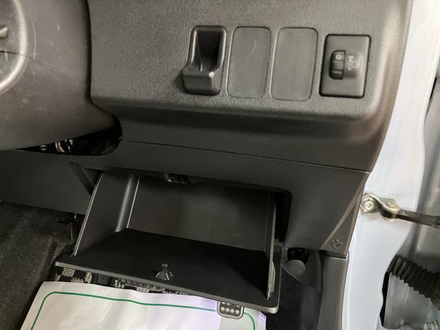 ミラココアココアプラスX/1年保証/認定中古車/ナビ/ETC/1年間走行距離無制限保証/ダイハツ認定中古車/ナビ/ETC/スマートキー/オートエアコン/ルーフレール/フロントベンチシート/フォグランプ/ウインカーミラー/(大阪府)の中古車