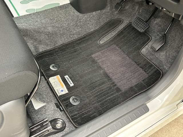 ムーヴカスタム Xリミテッド SA/1年保証/ナビ/バックカメラ/1年間走行距離無制限保証/ダイハツ認定中古車/衝突軽減ブレーキ/3.5万キロ/ナビ/バックカメラ/LEDヘッドライト/スマートキー/オートエアコン/14インチアルミ/横滑り防止装置/(大阪府)の中古車