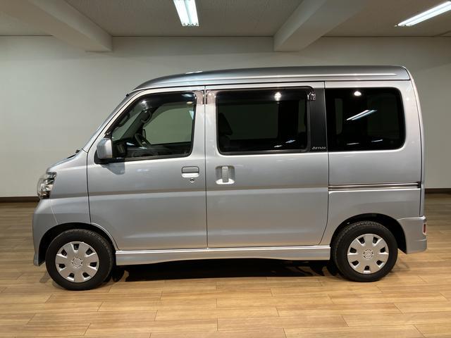 アトレーワゴンカスタムターボR/1年保証/認定中古車/2.2万キロ/ナビ/1年間走行距離無制限保証/ダイハツ認定中古車/2.2万キロ/ナビ/オートエアコン/電動格納ドアミラー/キーレスエントリー/Bluetooth/フルセグTV/ターボエンジン/(大阪府)の中古車