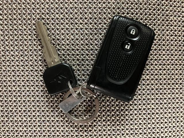 ミラココアココアX/1年保証/認定中古車/スマートキー/オートエアコン1年間走行距離無制限保証/2.8万キロ/ダイハツ認定中古車/スマートキー/オートエアコン/フロントベンチシート/運転席シートリフター/セキュリティーアラーム/(大阪府)の中古車