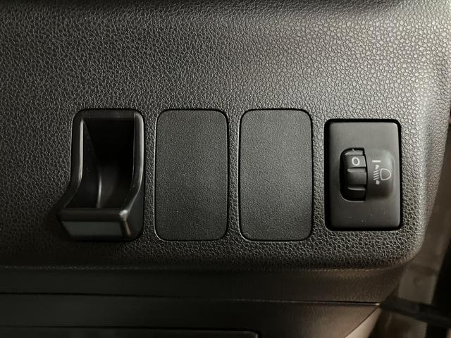 ミラココアココアX/1年保証/認定中古車/スマートキー/オートエアコン1年間走行距離無制限保証/2.8万キロ/ダイハツ認定中古車/スマートキー/オートエアコン/フロントベンチシート/運転席シートリフター/セキュリティーアラーム/(大阪府)の中古車