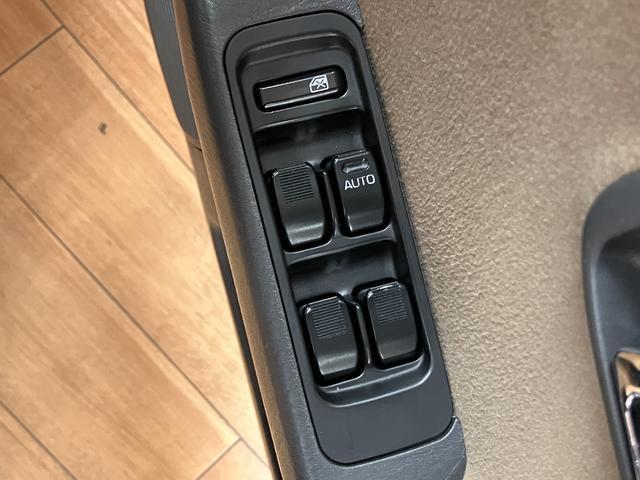 ミラジーノジーノ/1年保証/認定中古車/ナビ/ETC/ウッドパネル/1年間走行距離無制限保証/ダイハツ認定中古車/ナビ/ETC/ウッドパネル/ウッドコンビハンドル/USB対応CDステレオ/キーレスエントリー/エアコン/パワステ/(大阪府)の中古車
