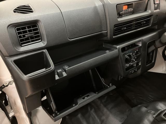 ハイゼットカーゴカーゴ2シーター/1年保証/デジタルインナーミラー/キーレス1年間走行距離無制限保証/ダイハツ認定中古車/衝突軽減ブレーキ/2シーター/デジタルインナーミラー/パワーウインドウ/キーレスエントリー/コーナーセンサー/横滑り防止装置/アイドリングストップ/(大阪府)の中古車