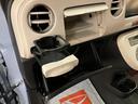 純正ナビゲ−ション・ＣＤ／ＤＶＤ／Ｂｌｕｅｔｏｏｔｈ・ＥＴＣ車載器・電動格納ドアミラー・スマ−トキ−・オ−トエアコン・アルミホイ−ル装備（大阪府）の中古車