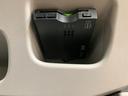 １年間走行距離無制限保証／衝突軽減ブレーキ／２．６万キロ／純正ナビ／ＥＴＣ／Ｂｌｕｅｔｏｏｔｈ／フルセグＴＶ／ＤＶＤ／フロントベンチシート／キーレスエントリー／アイドリングストップ／横滑り防止装置／（大阪府）の中古車
