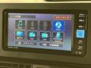 1年間走行距離無制限保証/衝突軽減ブレーキ/オプションメッキグリル/ターボ/純正ナビ/ドラレコ/バックカメラ/スマートキー/オートエアコン/15インチアルミ/LEDヘッドライト・フォグ/シートヒーター(大阪府)の中古車