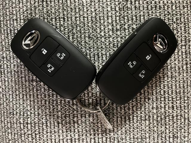 ムーヴキャンバスストライプスＧ　Ｒ６年式／バックカメラ対応／両側電動スライドサポカーＳワイド適合　バックカメラ対応　ＵＳＢ接続端子　電動パーキングブレーキ　シートヒーター　両側オートスライドドア　Ｐスタート　ホッとカップホルダー　キーフリー（大阪府）の中古車