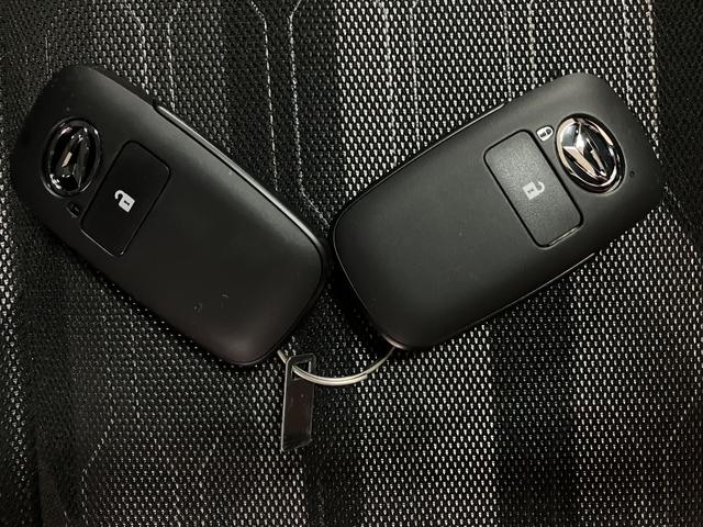 タフトＧターボ　ダーククロムベンチャー　Ｒ６年式／法規対応済スカイフィールトップ　ＬＥＤヘッドランプ　ＬＥＤフォグランプ　運転席／助手席シートヒーター　プッシュボタンスタート　キーフリーシステム　電動パーキングブレーキ　バックカメラ　１５インチアルミホイール（大阪府）の中古車