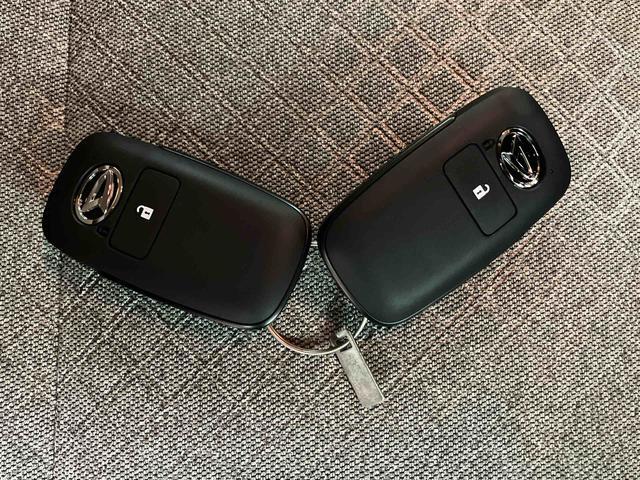 タントスローパーＬ　Ｒ７年式／法規対応済／バックカメラ対応スマートアシスト　ＬＥＤヘッドライト　バックカメラ対応　両側スライドドア　オートエアコン　キーフリー　ラクスマグリップ　盗難防止セキュリティアラーム（大阪府）の中古車