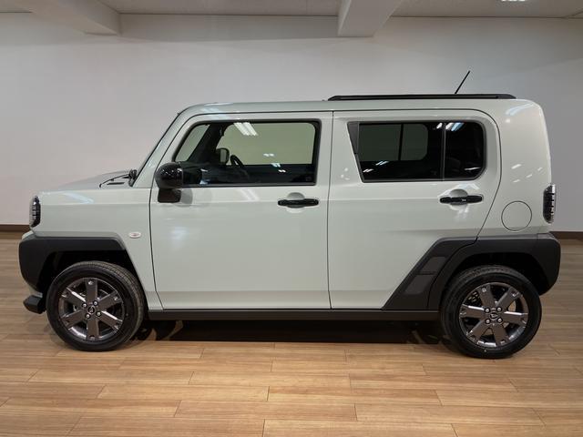 タフトＧ　ダーククロムベンチャー／ナビ／Ｂカメラ／前後ドラレコ届出済未使用車／走行１４Ｋｍ／ナビゲーション／バックカメラ／ステアリングスイッチ／６スピーカー／前後ドラレコ／クルーズコントロール／前席シートヒーター／ＬＥＤヘッドライト・フォグランプ／キーフリー（大阪府）の中古車