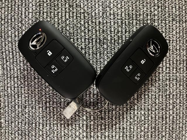 ムーヴキャンバスストライプスＧ　Ｒ７年式／法規対応済／ナビ／ＦＲドラレコサポカーＳワイド適合　バックカメラ対応　ＵＳＢ接続端子　電動パーキングブレーキ　シートヒーター　両側オートスライドドア　Ｐスタート　ホッとカップホルダー　キーフリー（大阪府）の中古車