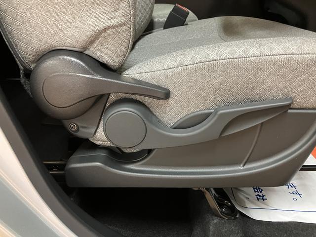 タントスローパーＸ　Ｒ７年式／法規対応済／バックカメラ対応福祉車両・車いす乗降車（スロープタイプ）・届出済未使用車・衝突回避支援ブレーキ・誤発進抑制機能・前後コーナーセンサー・両側電動スライドドア・電動パーキング・ＬＥＤヘッドライト・シートヒーター（大阪府）の中古車