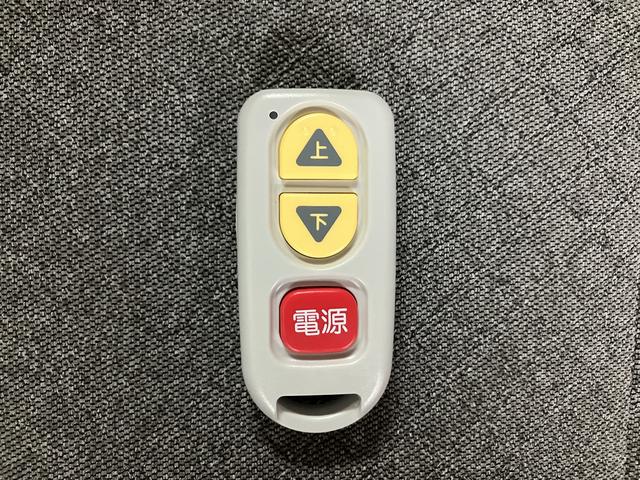 タントスローパーＬ　Ｒ７年式／法規対応済／バックカメラ対応スマートアシスト　ＬＥＤヘッドライト　バックカメラ対応　両側スライドドア　オートエアコン　キーフリー　ラクスマグリップ　盗難防止セキュリティアラーム（大阪府）の中古車