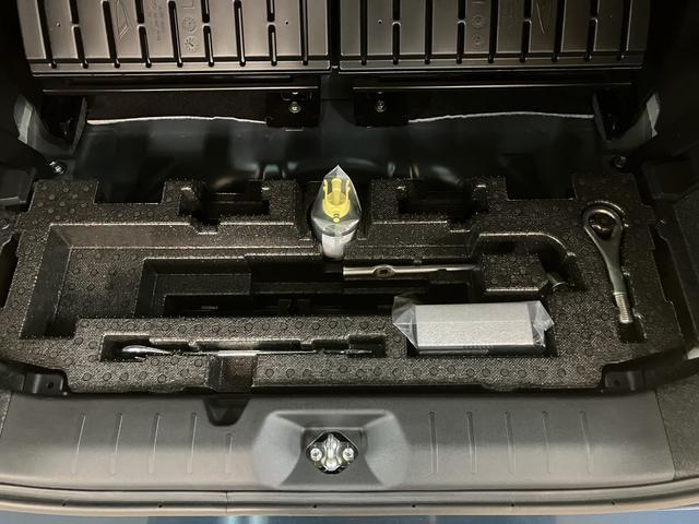 タントカスタムＲＳ　走行１．４万キロ／９インチナビ／パノラマモニタ走行１．４万キロ／９インチナビ／フルセグ／ＣＤ／ＤＶＤ／Ｂｌｕｅｔｏｏｔｈ／ＵＳＢ／パノラマモニター／前後ドラレコ／ＥＴＣ／キーフリー／両側電動パワースライド／シートヒーター／電動パーキングブレーキ（大阪府）の中古車