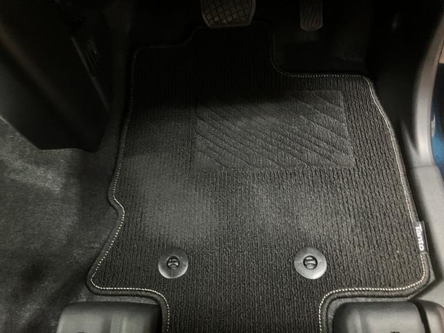 タントカスタムＲＳ　走行１．４万キロ／９インチナビ／パノラマモニタ走行１．４万キロ／９インチナビ／フルセグ／ＣＤ／ＤＶＤ／Ｂｌｕｅｔｏｏｔｈ／ＵＳＢ／パノラマモニター／前後ドラレコ／ＥＴＣ／キーフリー／両側電動パワースライド／シートヒーター／電動パーキングブレーキ（大阪府）の中古車