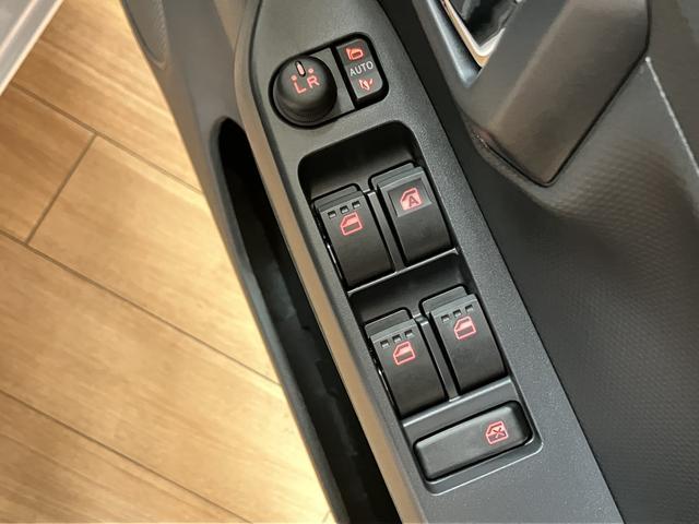 ミライースＧ　ＳＡIII／バックカメラ／前席シートヒーター／走行５キロ走行５キロ／前席シートヒーター／バックカメラ／コーナーセンサー／ＬＥＤヘッドライト／プッシュスタートボタン／アルミホイール／スマートキー／オートライト／オートハイビーム／オートエアコン／（大阪府）の中古車