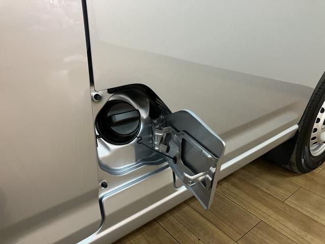 ハイゼットカーゴＤＸ　サポカーＳワイド適合届出済未使用車・衝突被害軽減ブレーキ・横滑り防止装置・スピーカー一体型ＡＭＦＭラジオ・ＡＢＳ・アイドリングストップ・両側スライドドア・マニュアルエアコン・パワーステアリング・前席パワーウィンドウ（大阪府）の中古車